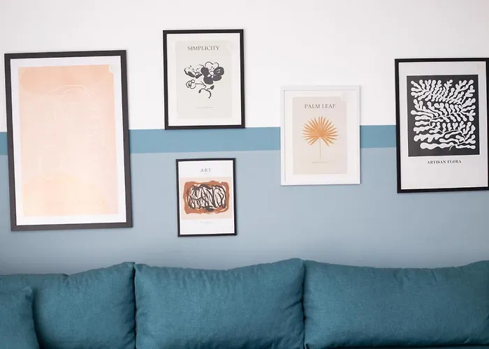 Lulu - Blueberry * Golem (Tirana)